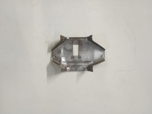 Усилитель поперечины пола 