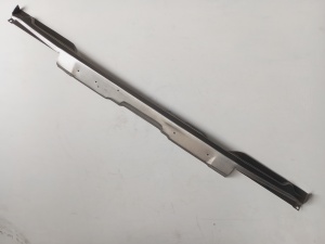 Рамка радиатора (верхняя)